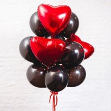 Букет строгий из шаров с гелием сердца с черными шарами